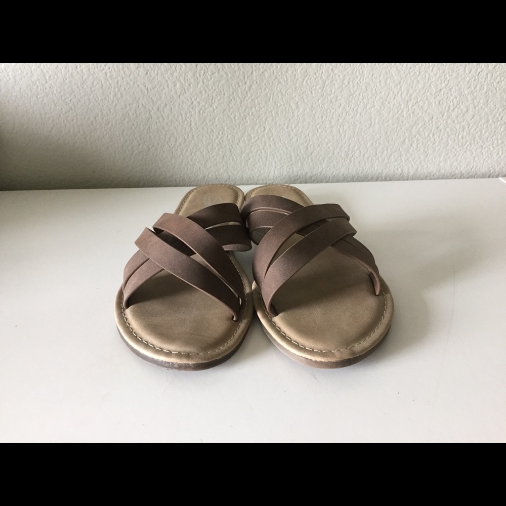 BROWN TIA STRAPPY SANDAL!